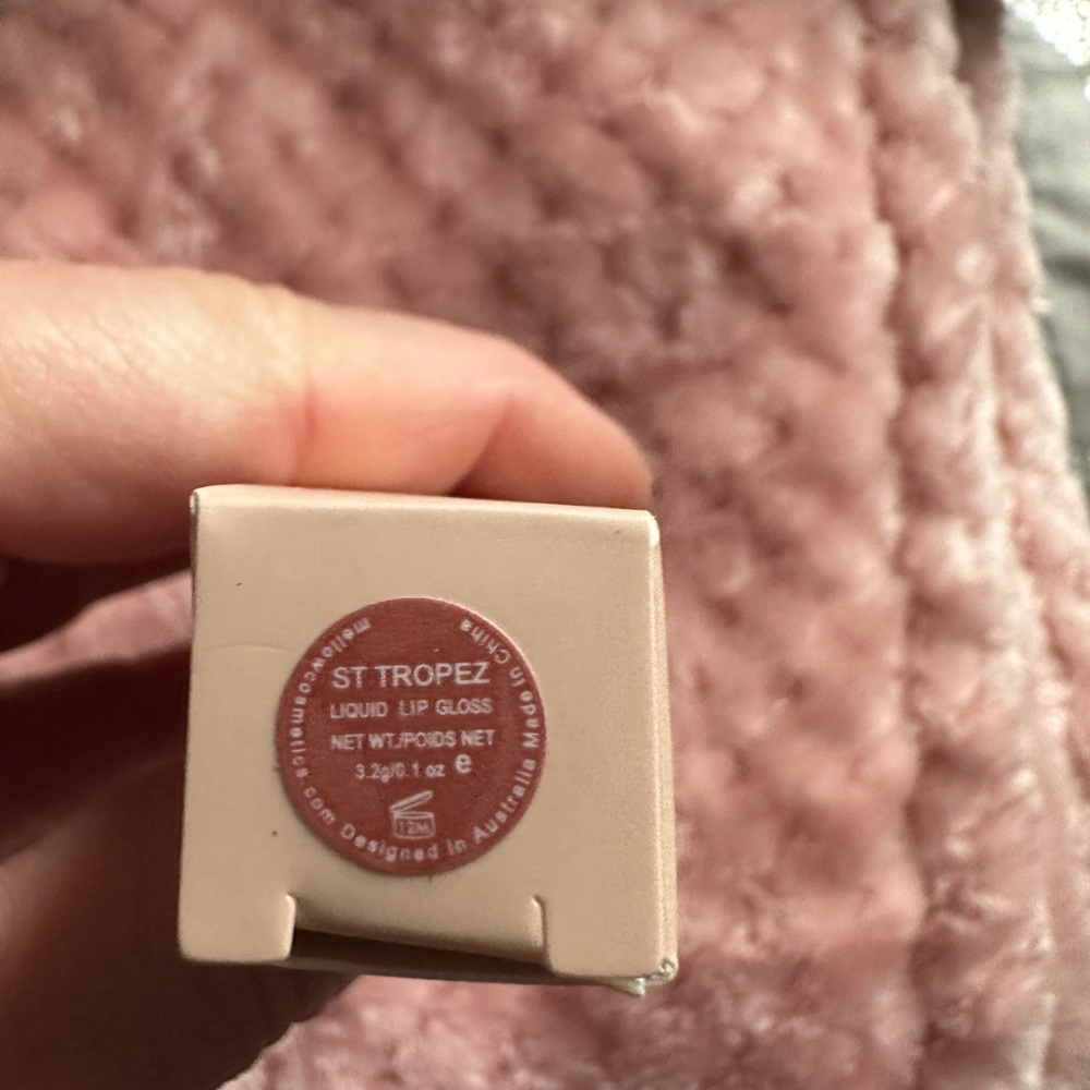 Mellow lip gloss St Tropez